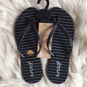 Reef Stargazer prints Flip Flops NEW with Tags!